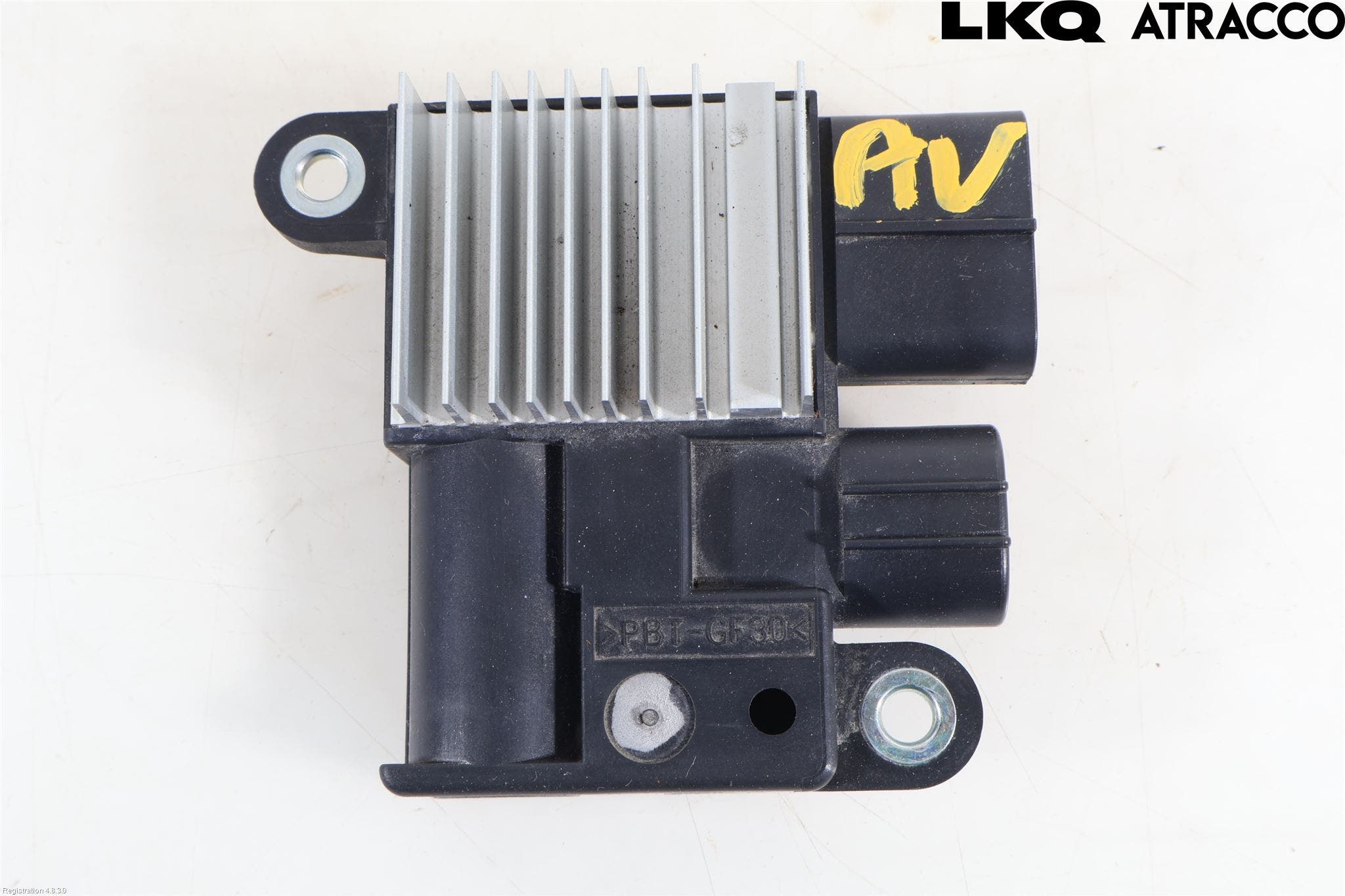 Toyota YARIS CROSS XP21 21- Kylfläktsmotstånd