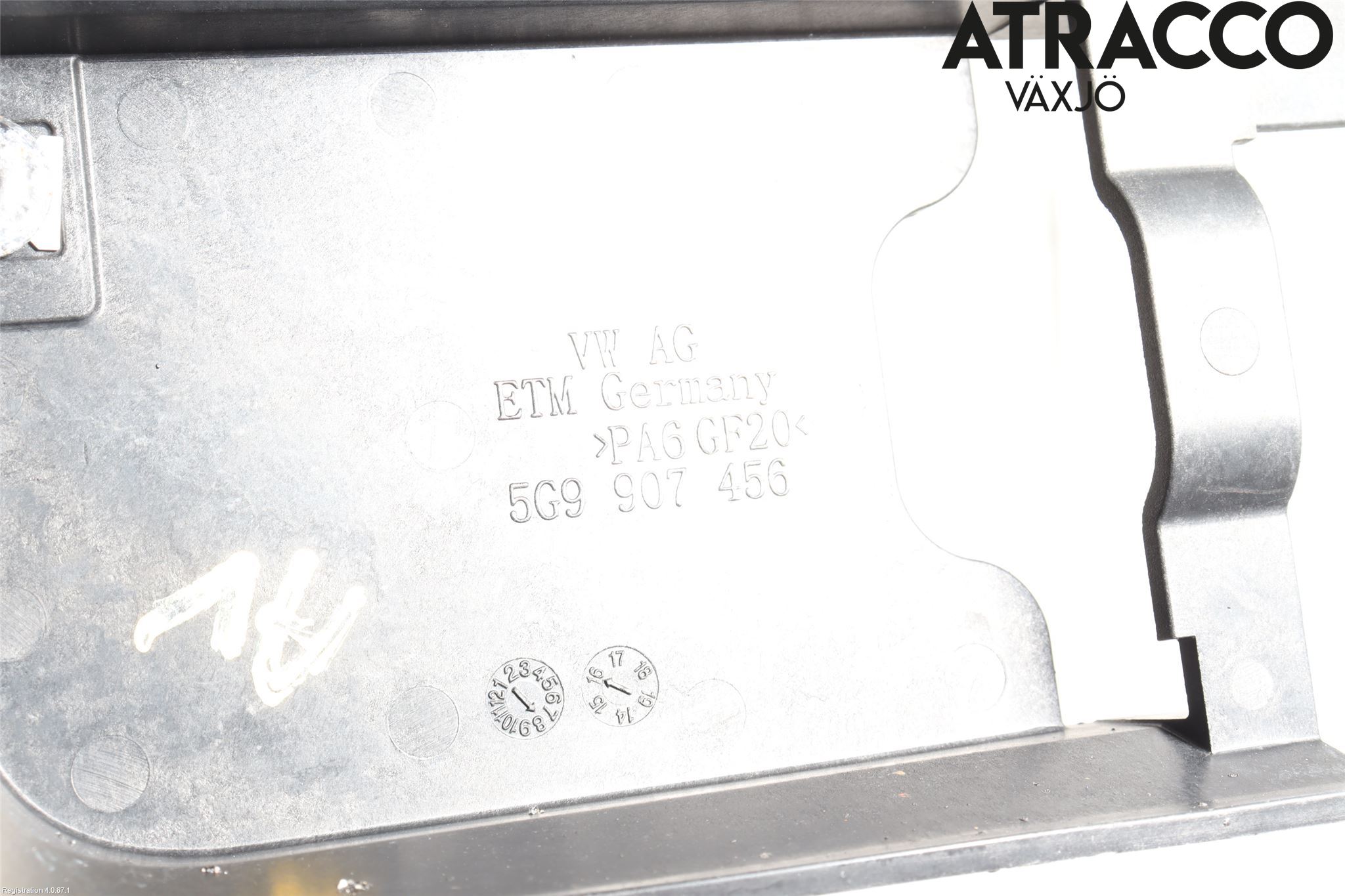 Volkswagen VW GOLF / E-GOLF VII 13-20 Sensor Aktivt Kollisionsskydd