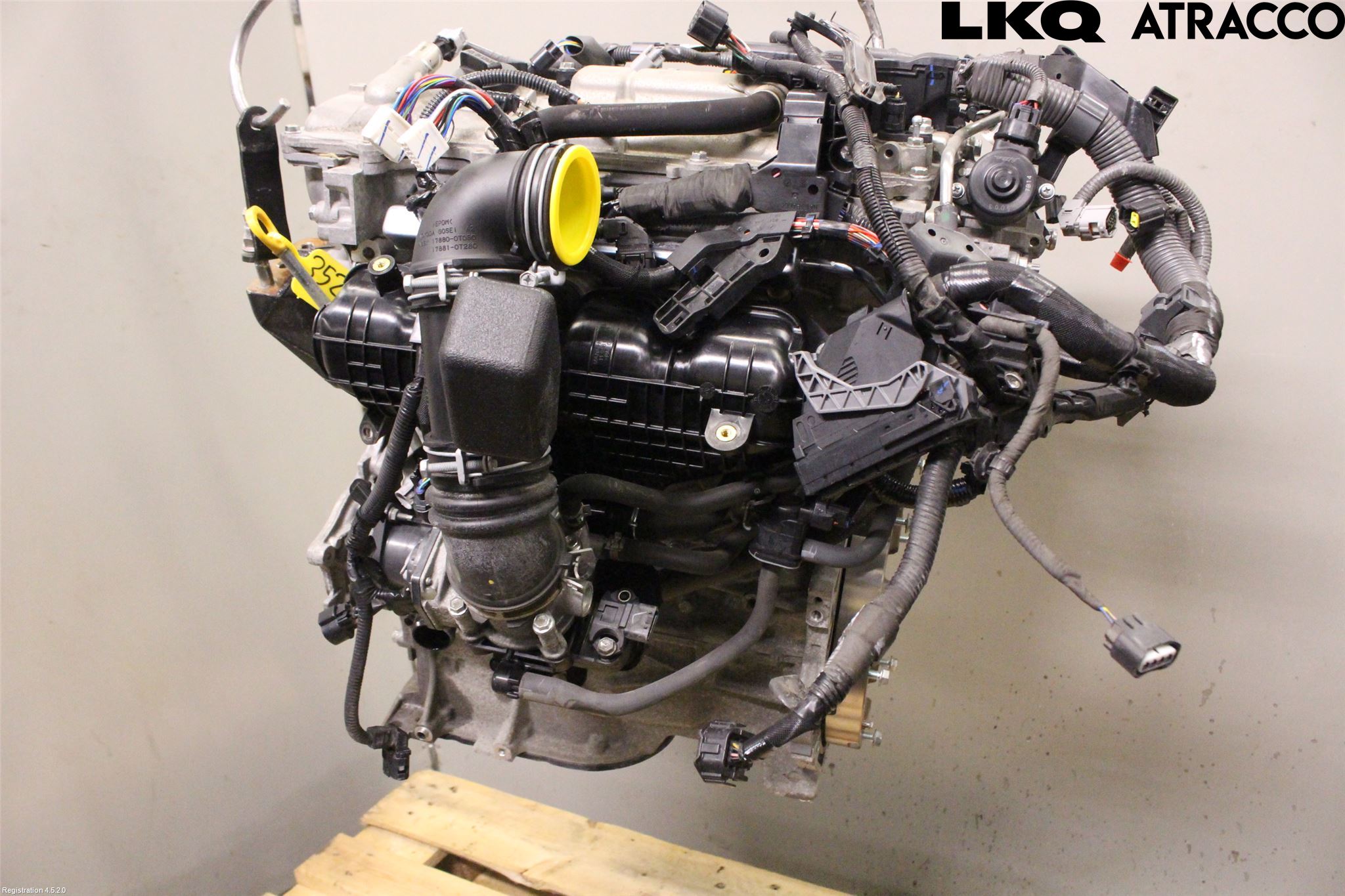 Toyota AURIS 13-19 Motor Bensin