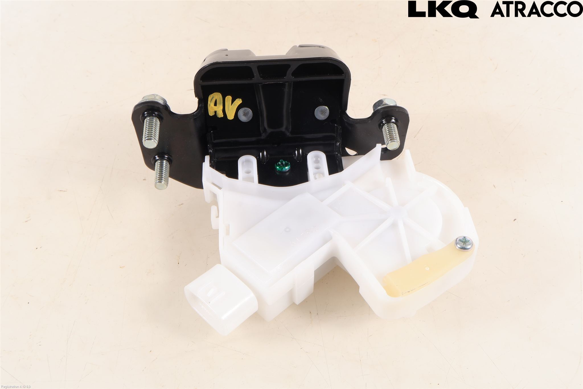 Lexus LBX 24- Låskista Baklucka