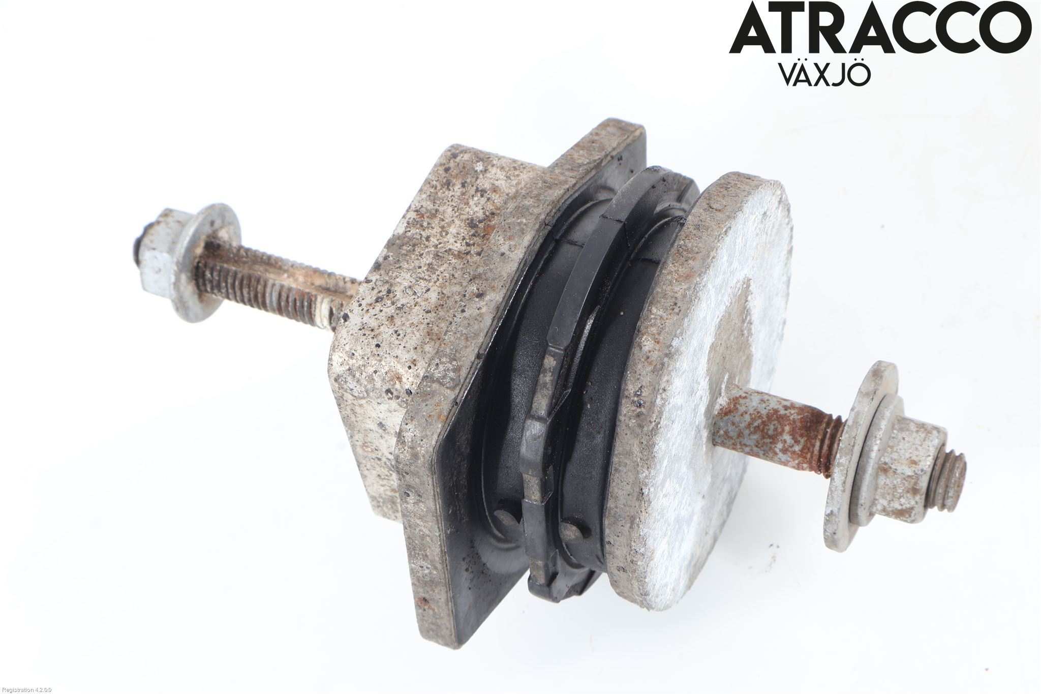 Volvo XC90/RECHARGE 16- Bladfjäderhänke Bak