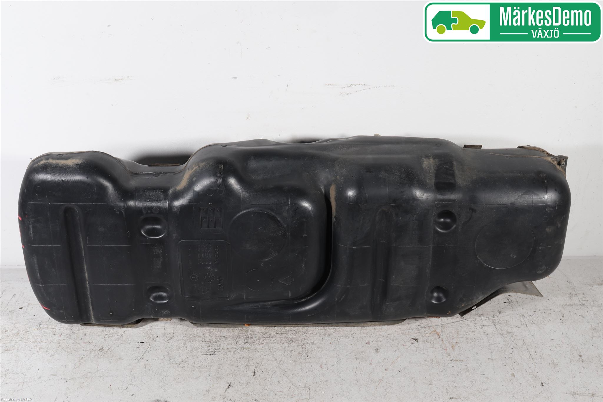 Toyota HILUX 05-16 Bränsletank Diesel