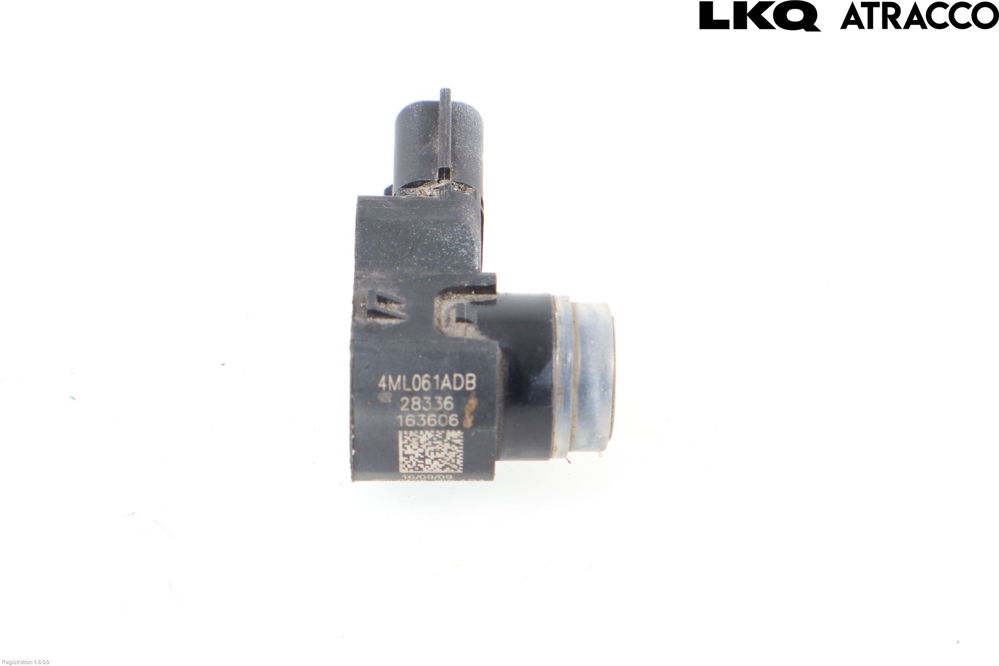 Toyota AVENSIS 16-18 Parkeringshjälp Backsensor