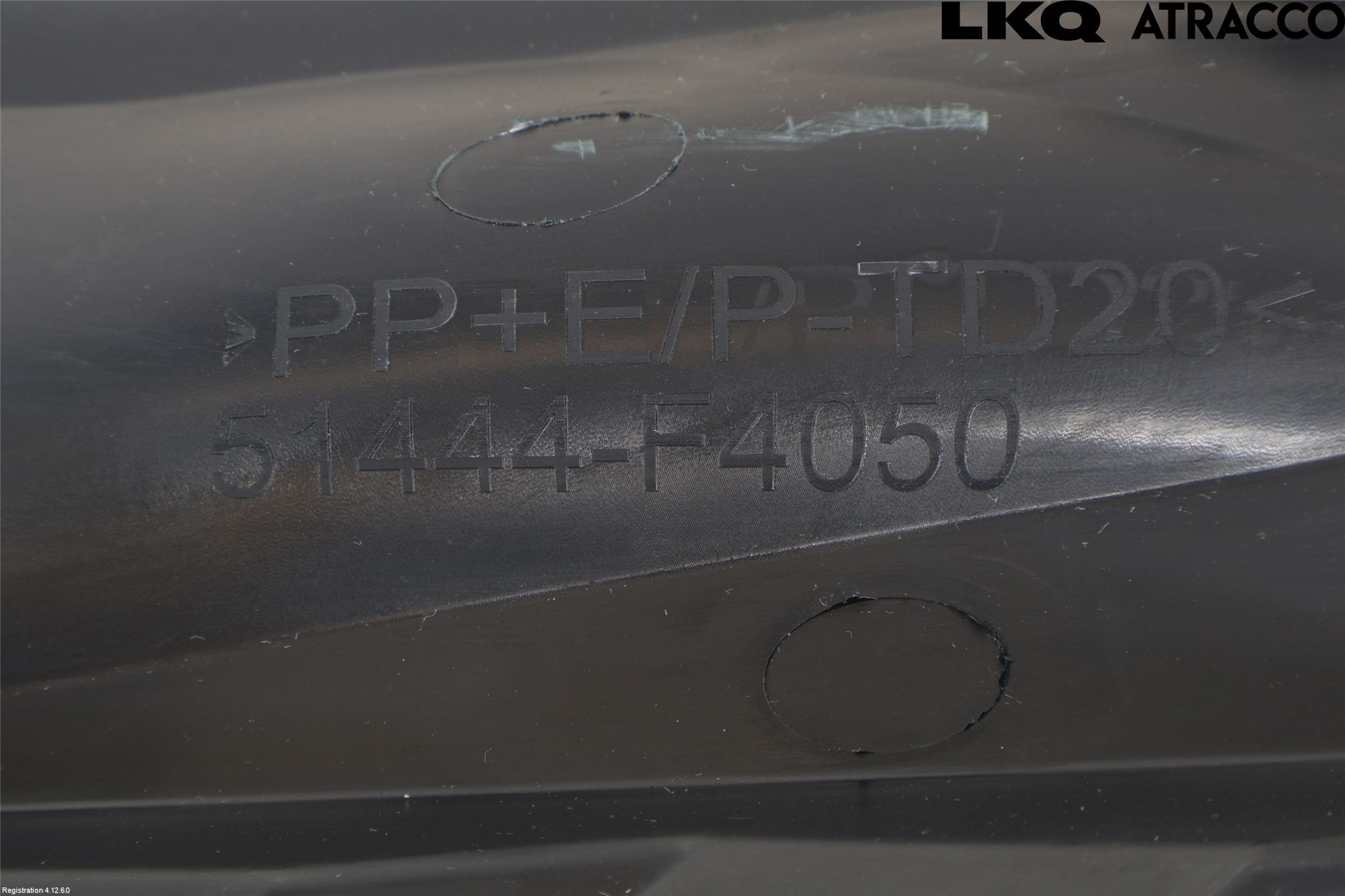 Toyota C-HR 24- Hasplåt Plåt-Plast
