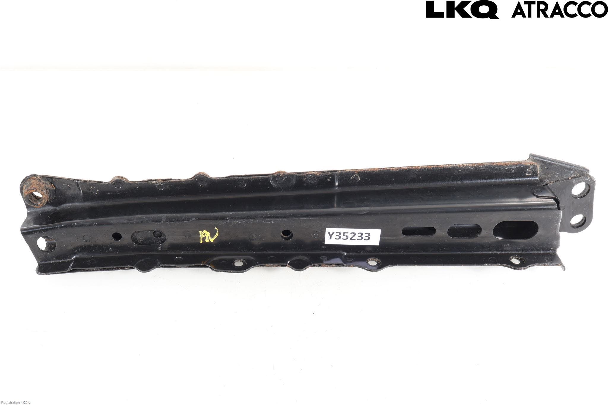 Toyota AVENSIS 16-18 Framvagnsbalk