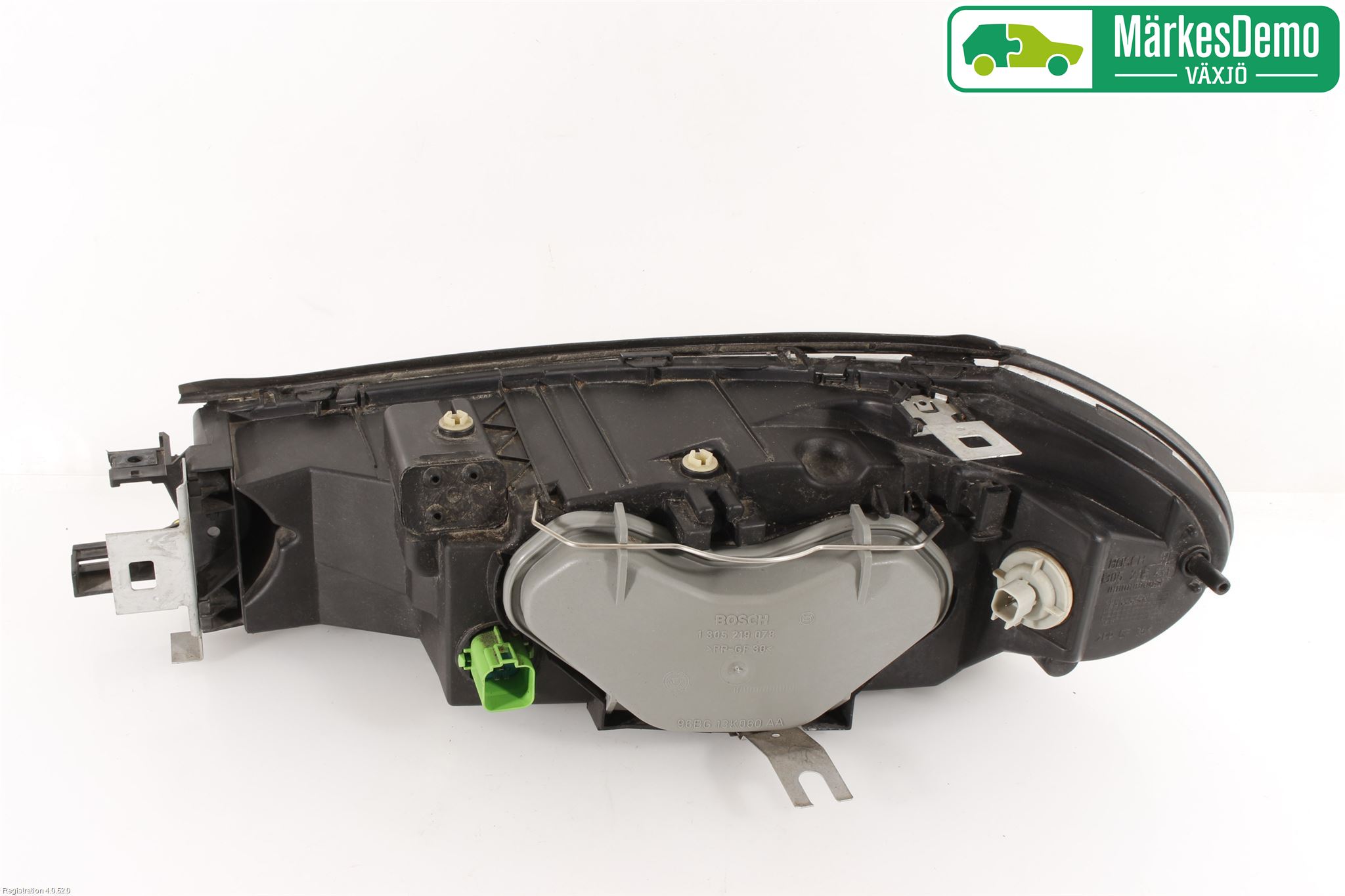 Ford MONDEO     97-01 Strålkastare Höger