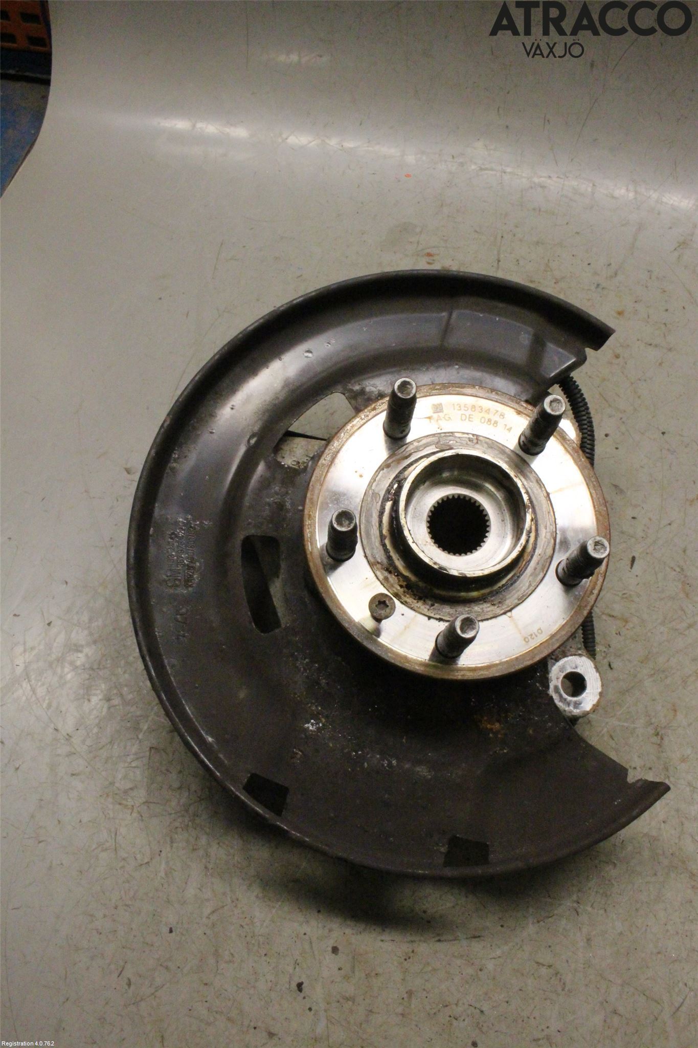 Opel ASTRA J 10-15 Styrspindel Lagerhus Hö