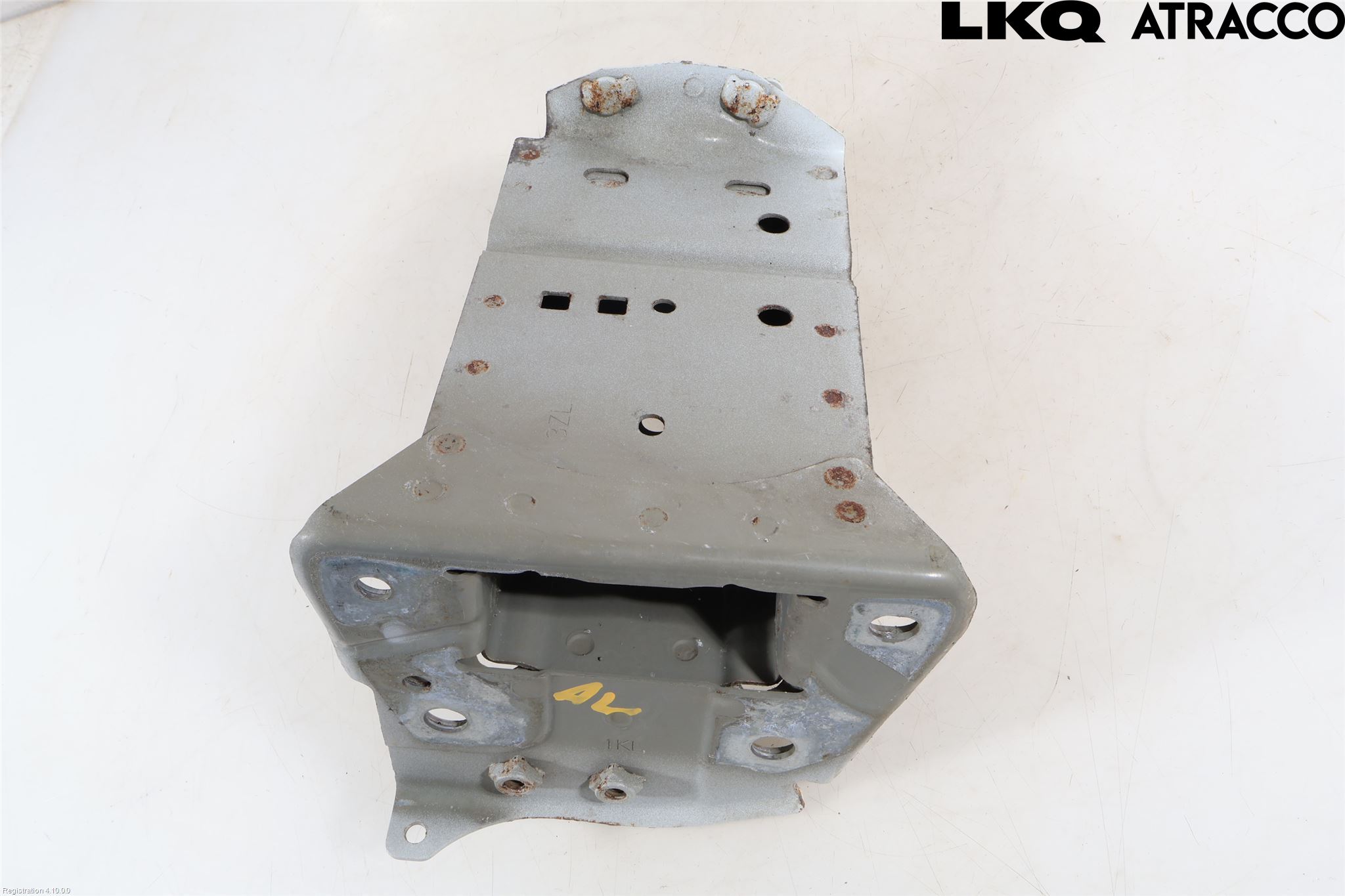 Nissan PULSAR Stötfångarbärjärn Fram