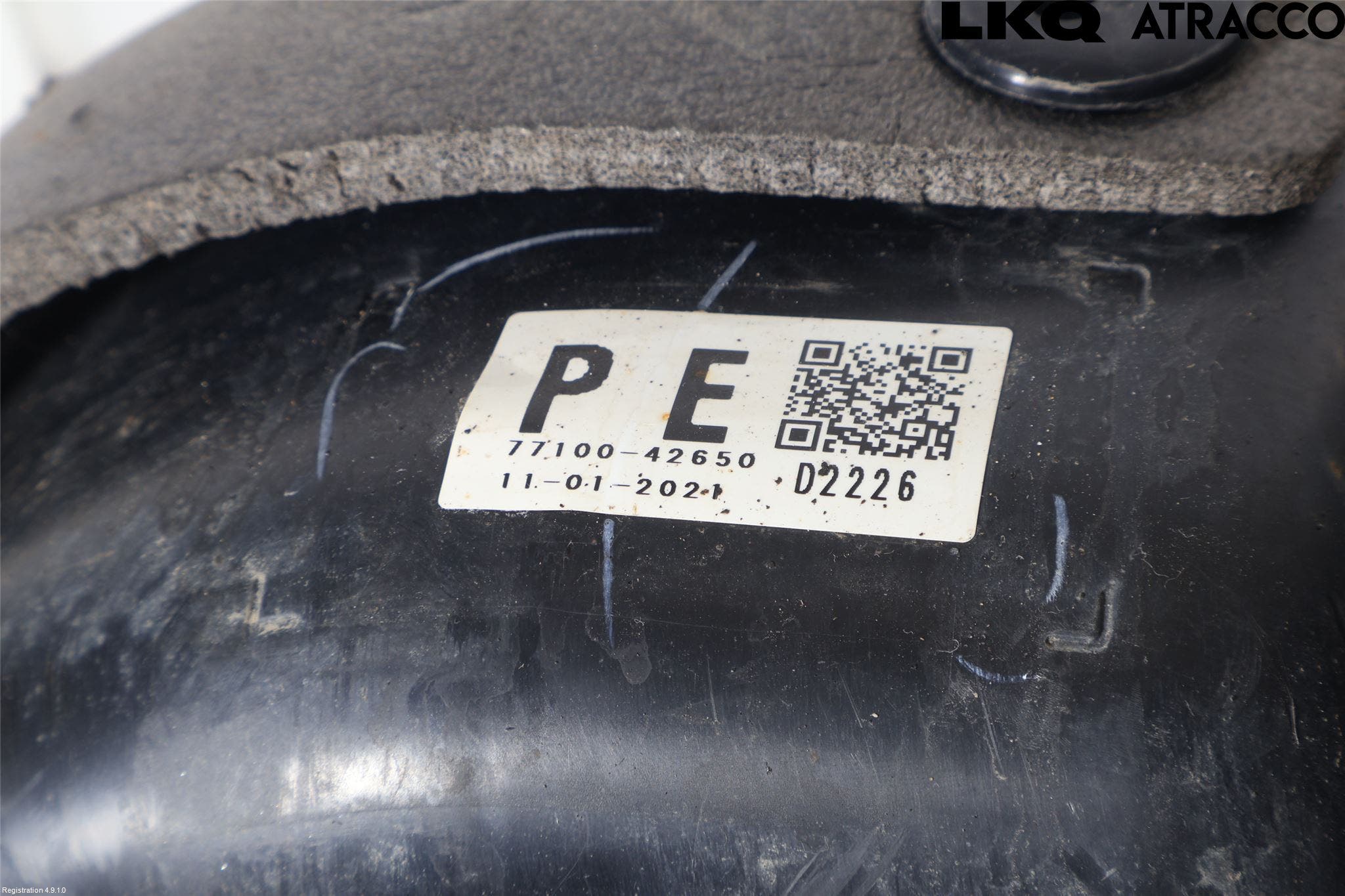 Toyota RAV4 19- Bränsletank Insprutning