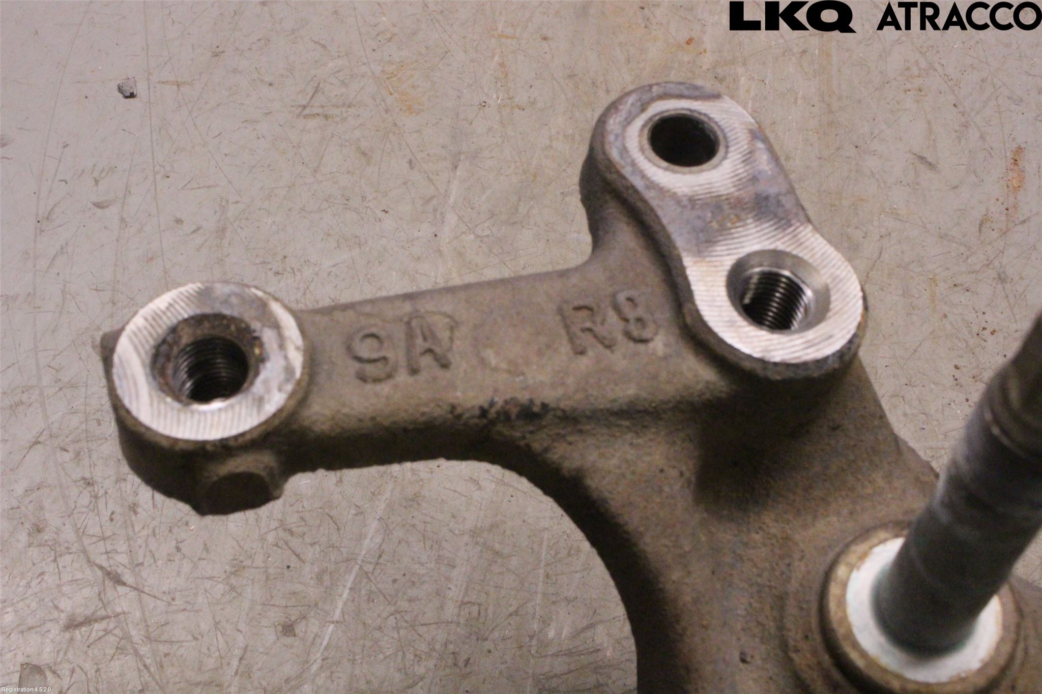 Toyota COROLLA CROSS XG10 22- Hjullagerhus-Spindel Hö B