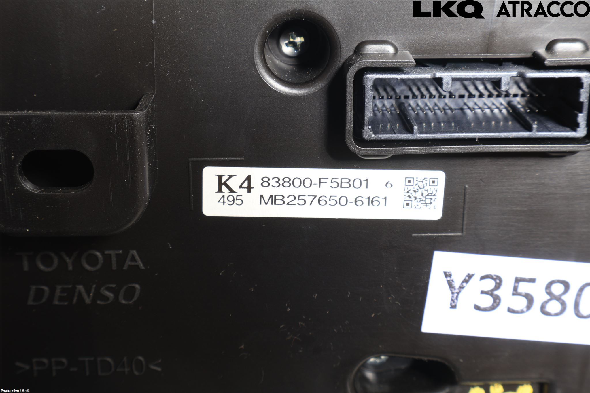 Toyota YARIS CROSS XP21 21- Instrument Komb