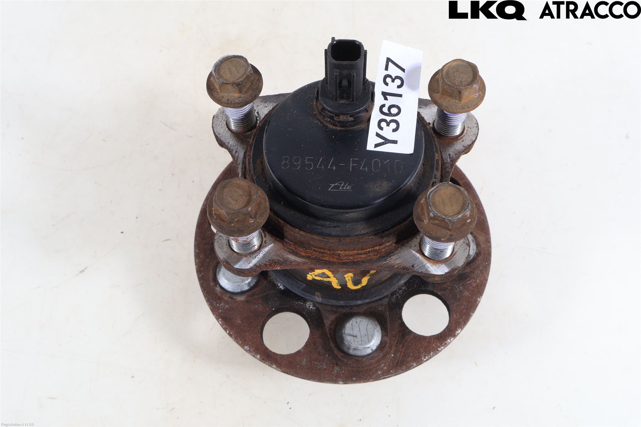 Toyota YARIS XP21 20- Nav Bak