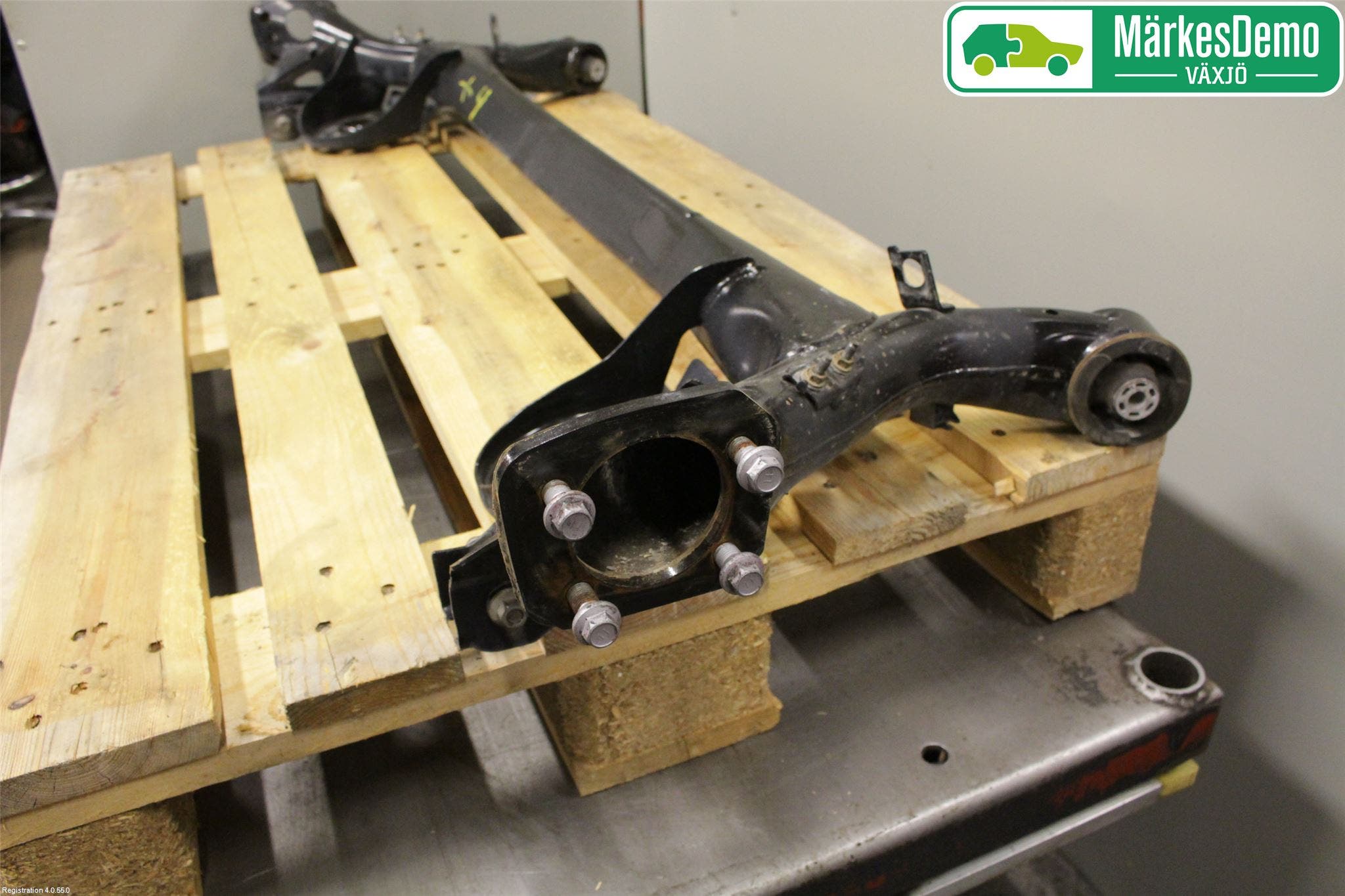 Toyota YARIS XP130 15-20 Bakaxelbalk