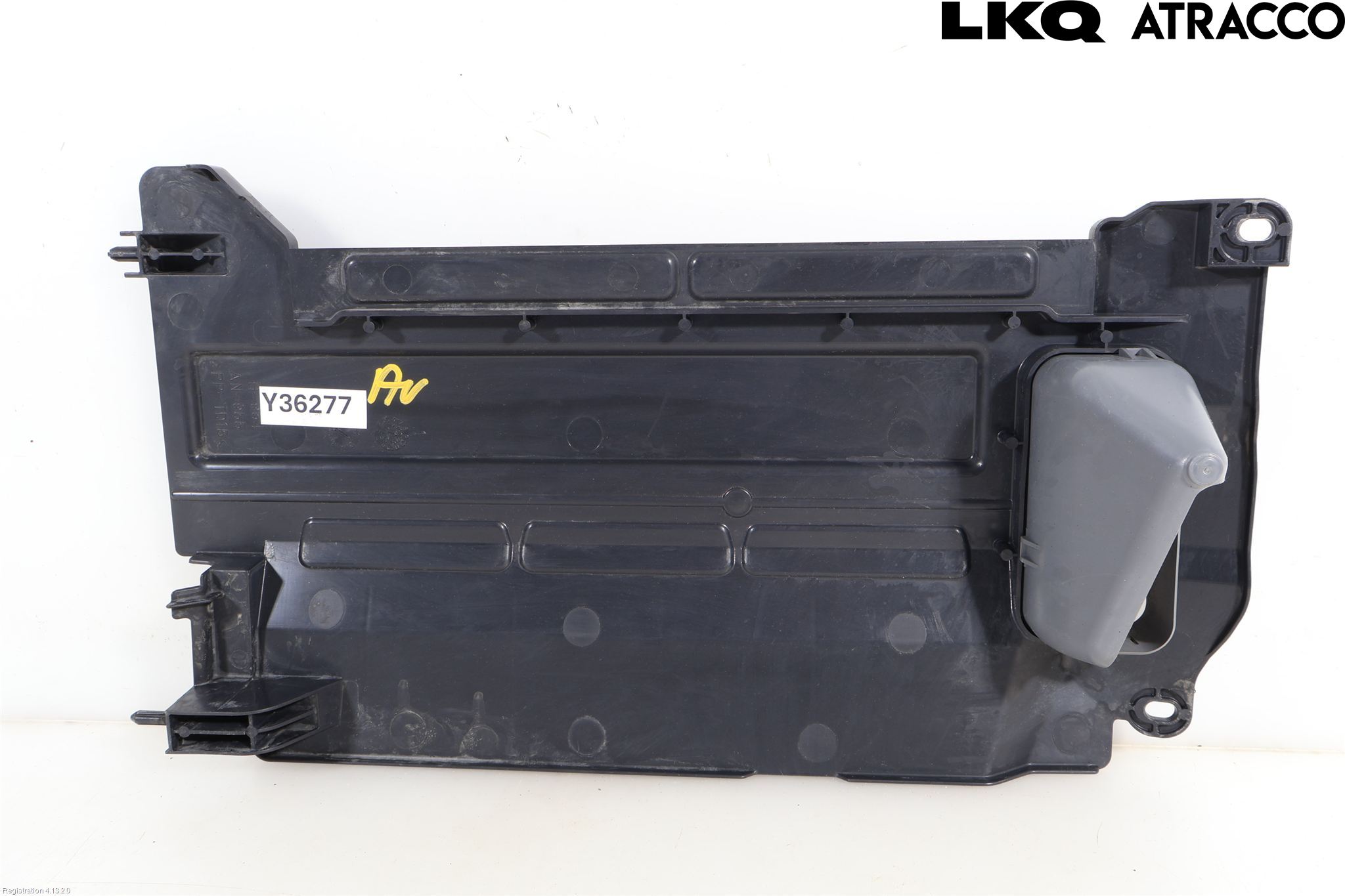 Toyota VERSO-S 11-16 Deflektor Plåt-Plast Kylning
