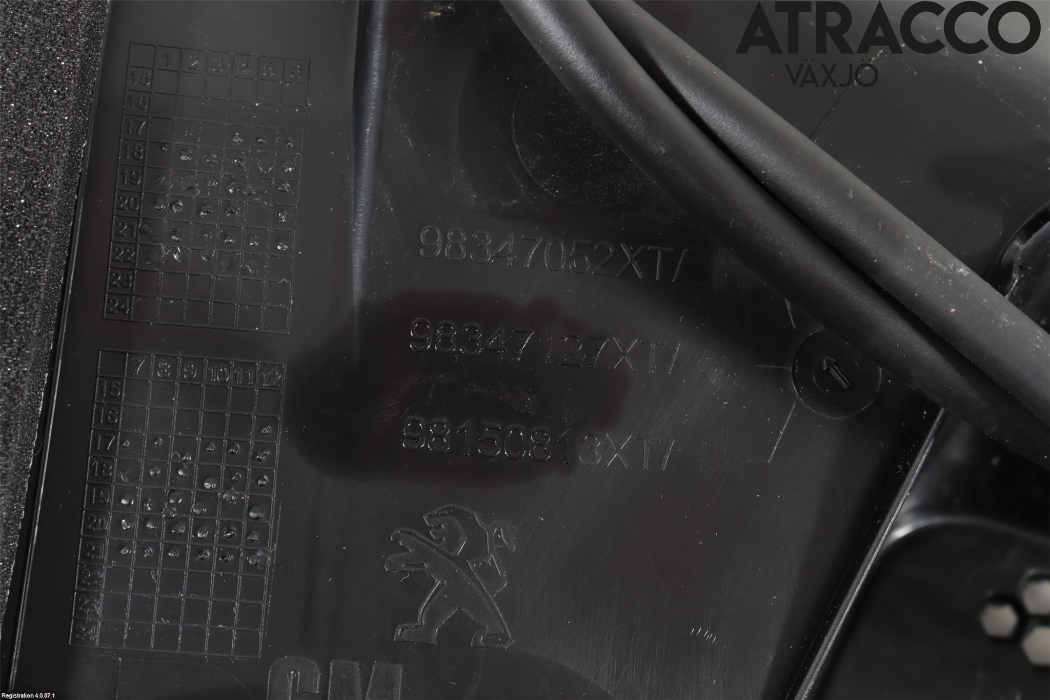 Peugeot 3008 17-24 Torpedplåt-Torpedplast