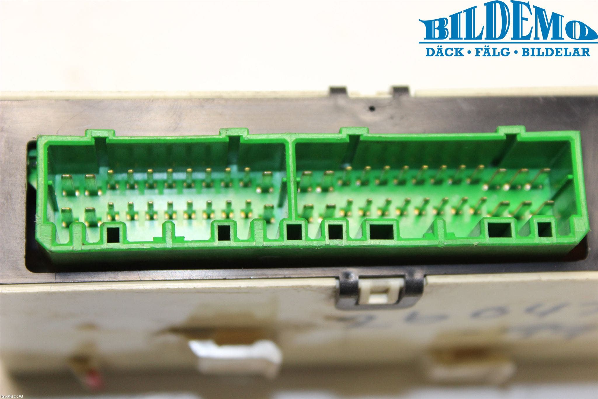 Volvo S70/V70/XC 97-00 Relä Larm