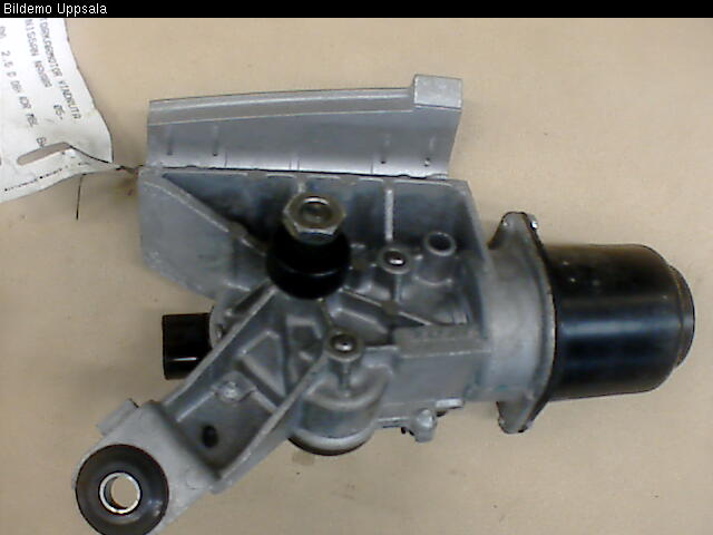 Nissan NAVARA 05-16 Torkarmotor Vindruta