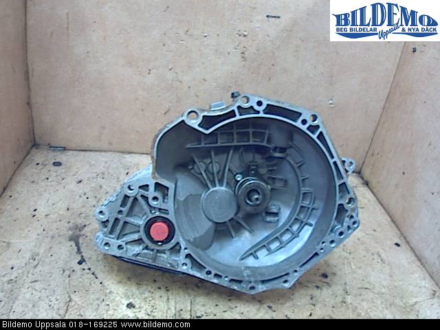 Opel CORSA D 07-14 Växellåda Man 5 Vxl