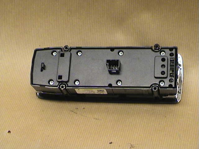 Mercedes-Benz MB C-KLASS (W204) 07-15 Strömställare Elhiss