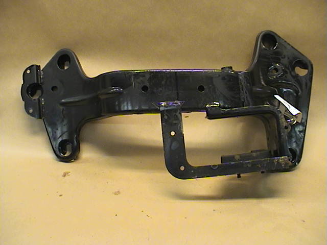 BMW X5 E53     99-06 Växellådsbalk