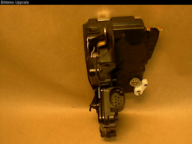 BMW 3 E46      98-05 Låskista-Dörrlås