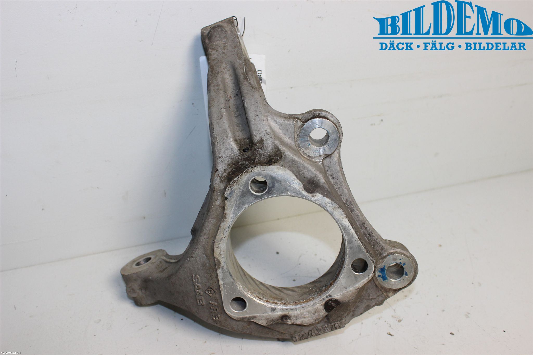 Saab 9-5     06-10 Styrspindel Lagerhus Hö