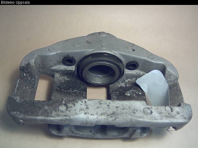 BMW 5 E60/61 Sed/Tou 02-10 Bromsok Fram Höger