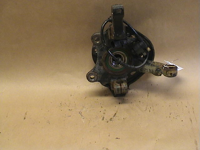 Opel CORSA C    00-06 Styrspindel Lagerhus Hö