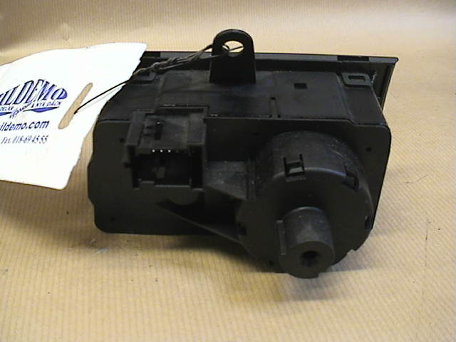 Mercedes-Benz MB E-KLASS (W211) 02-09 Strömställare Ljus