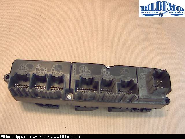 Cadillac SRX Strömställare Elhiss