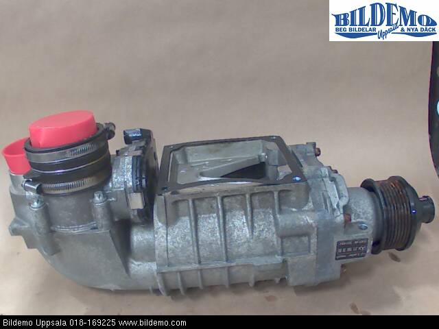 Mercedes-Benz MB C-KLASS (W204) 07-15 Kompressor Remdriven