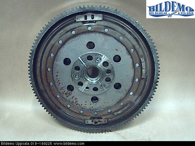 BMW 5 E60/61 Sed/Tou 02-10 Svänghjul Man