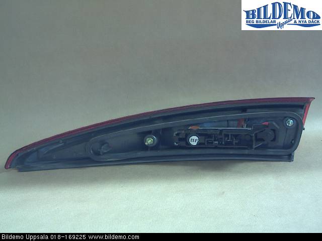 Volvo S70/V70/XC  97-00 Bakljus Vänster