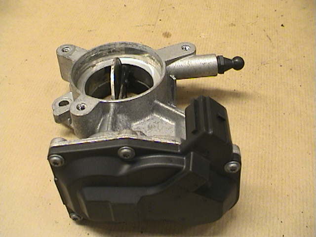 Opel INSIGNIA 09-16 Injspjällhus