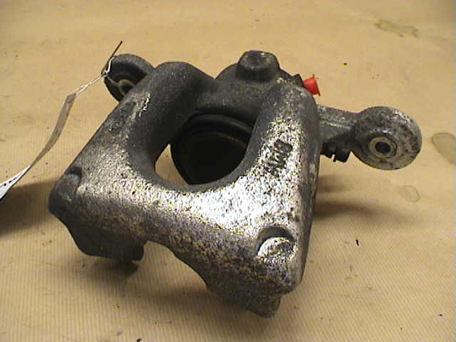 BMW 1 E87/81 5D/3D 03-11 Bromsok Fram Höger