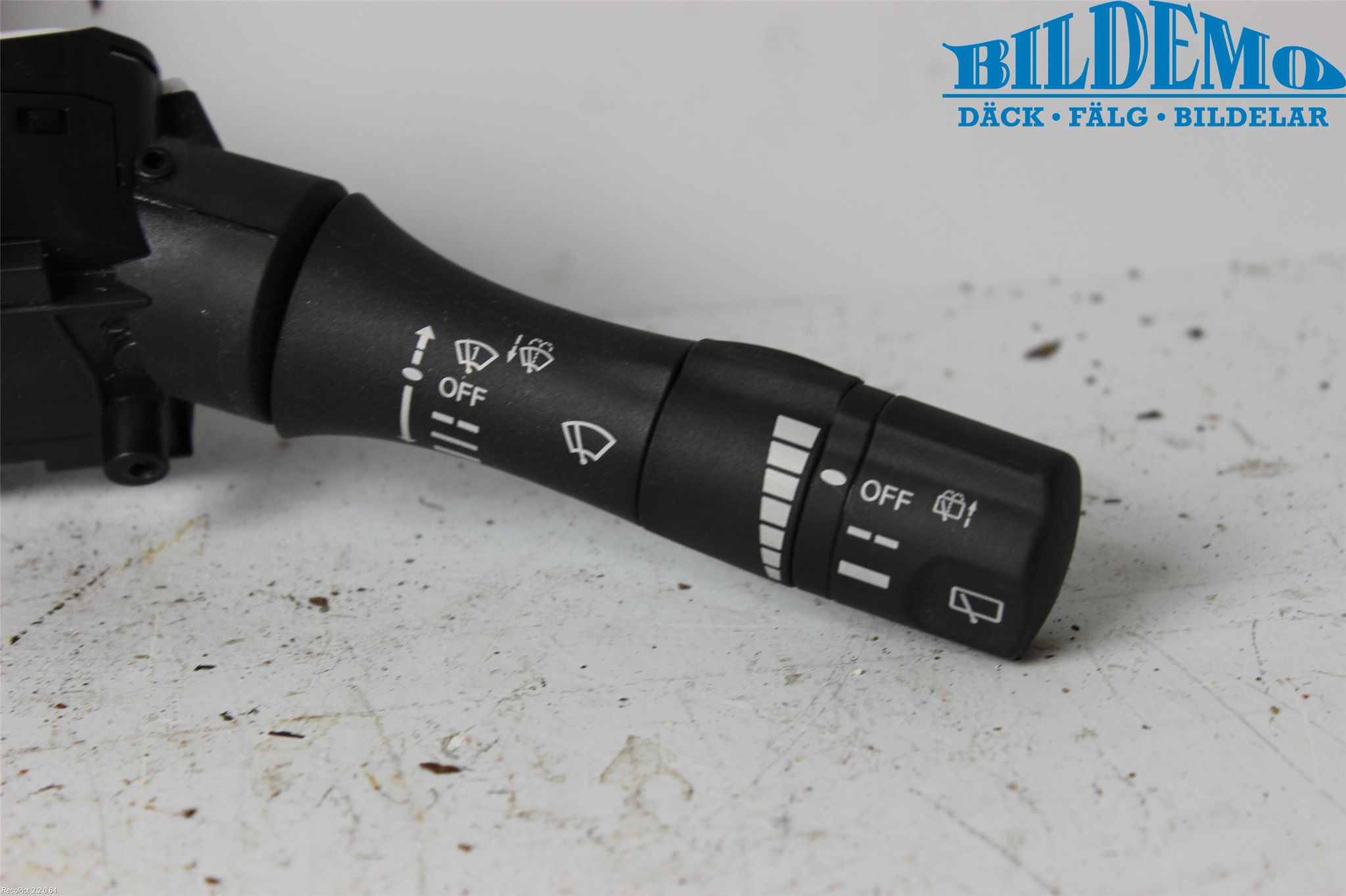 Nissan JUKE 10-14 Spakcentral