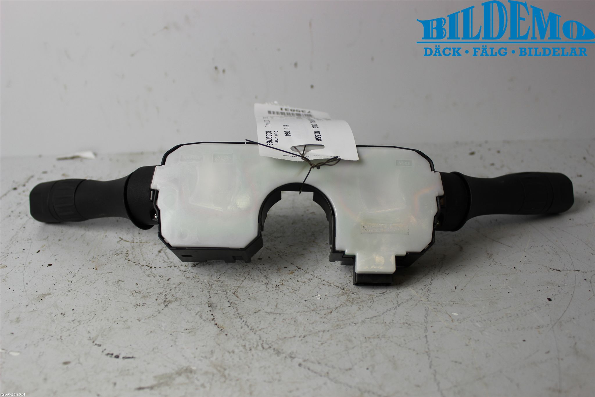 Nissan JUKE 10-14 Spakcentral