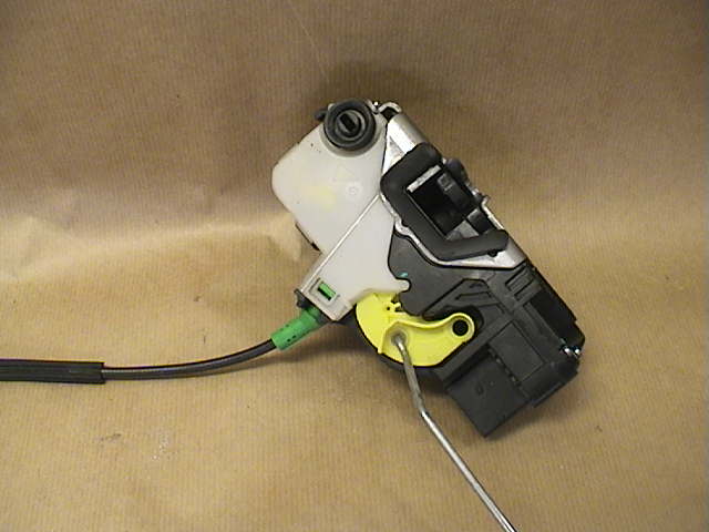 Opel INSIGNIA 09-16 Låskista-Dörrlås