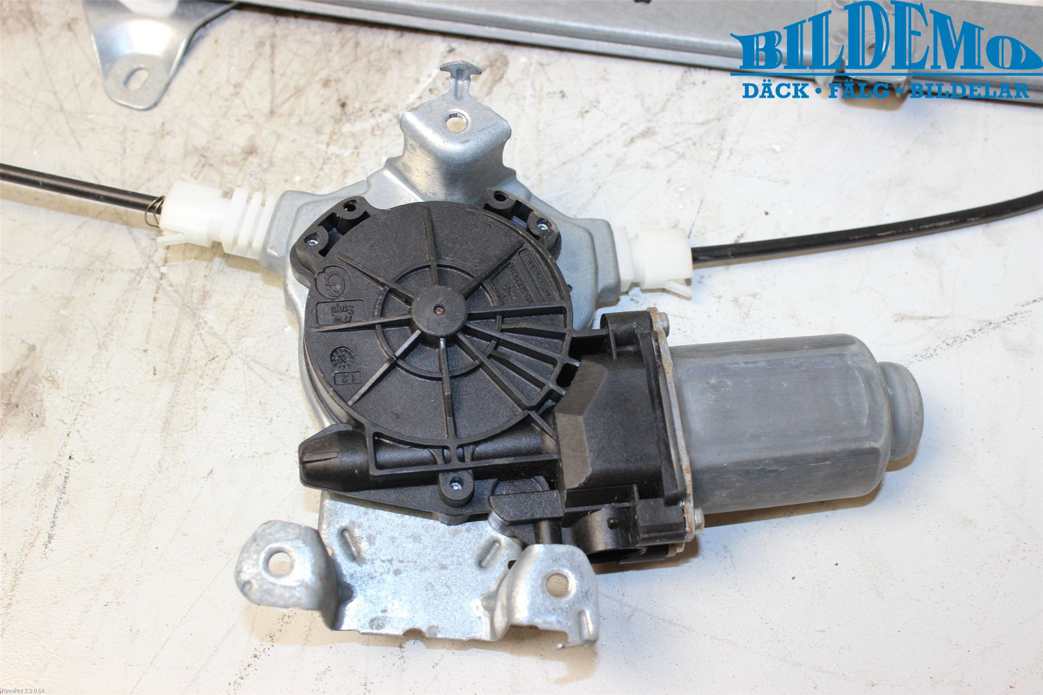 Nissan NAVARA 05-16 Fönsterhiss El Kompl