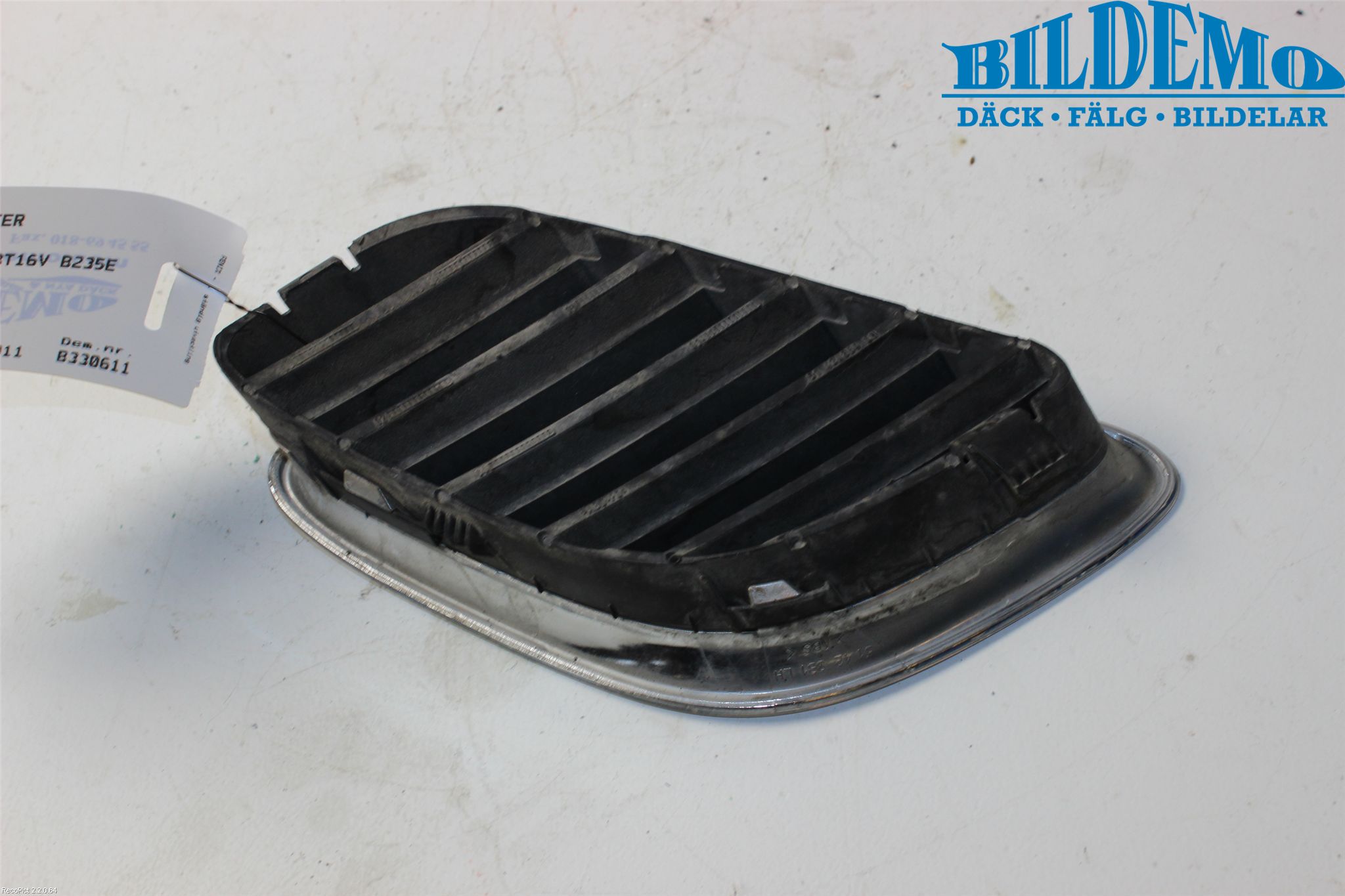 Saab 9-5 -05 Grilldel Vänster