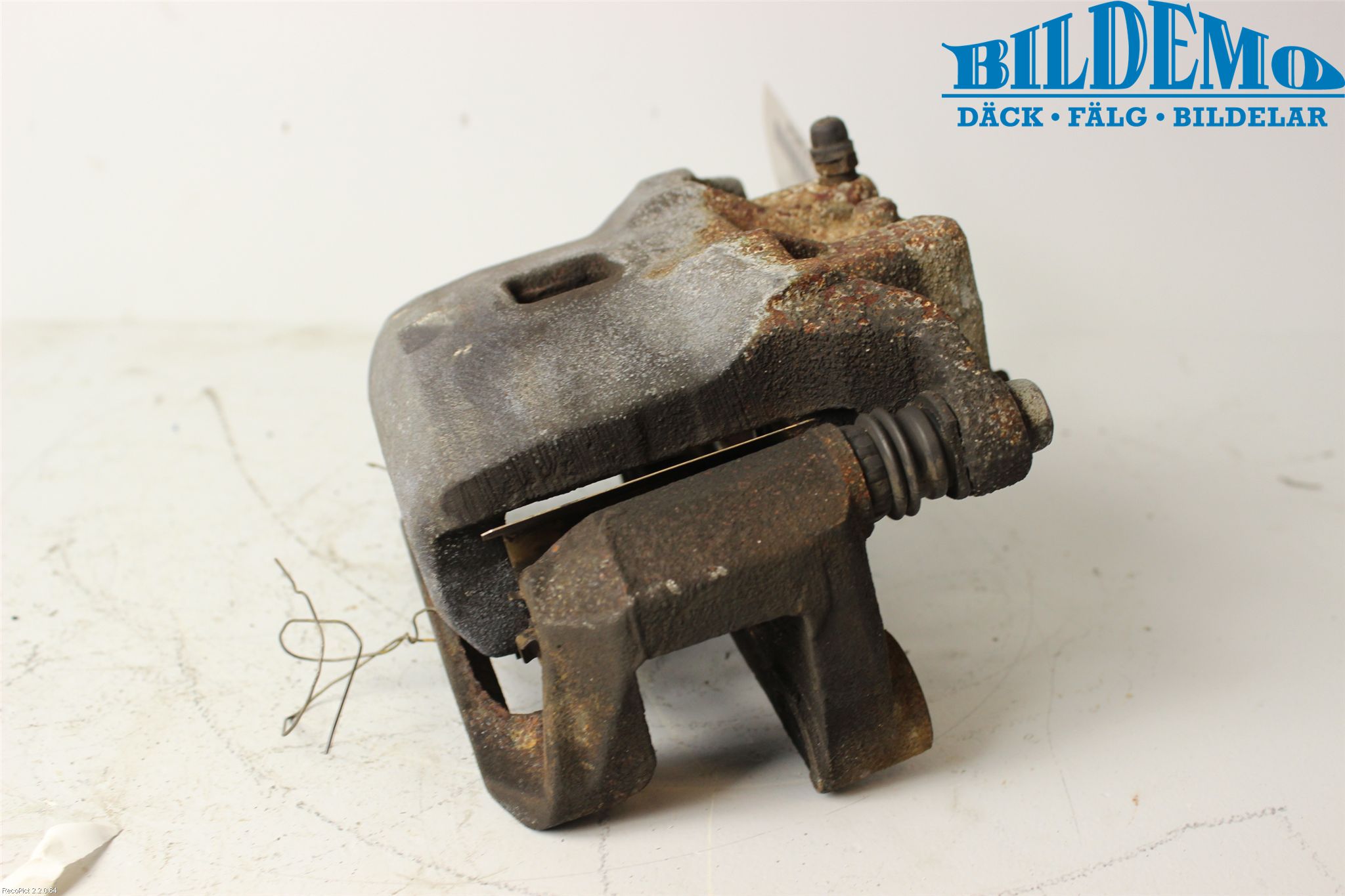 Nissan JUKE 10-14 Bromsok Fram Höger