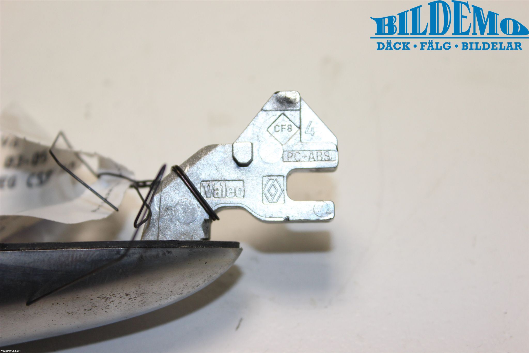 Renault MÉGANE II  03-05 Dörrhandtag Yttre Vä