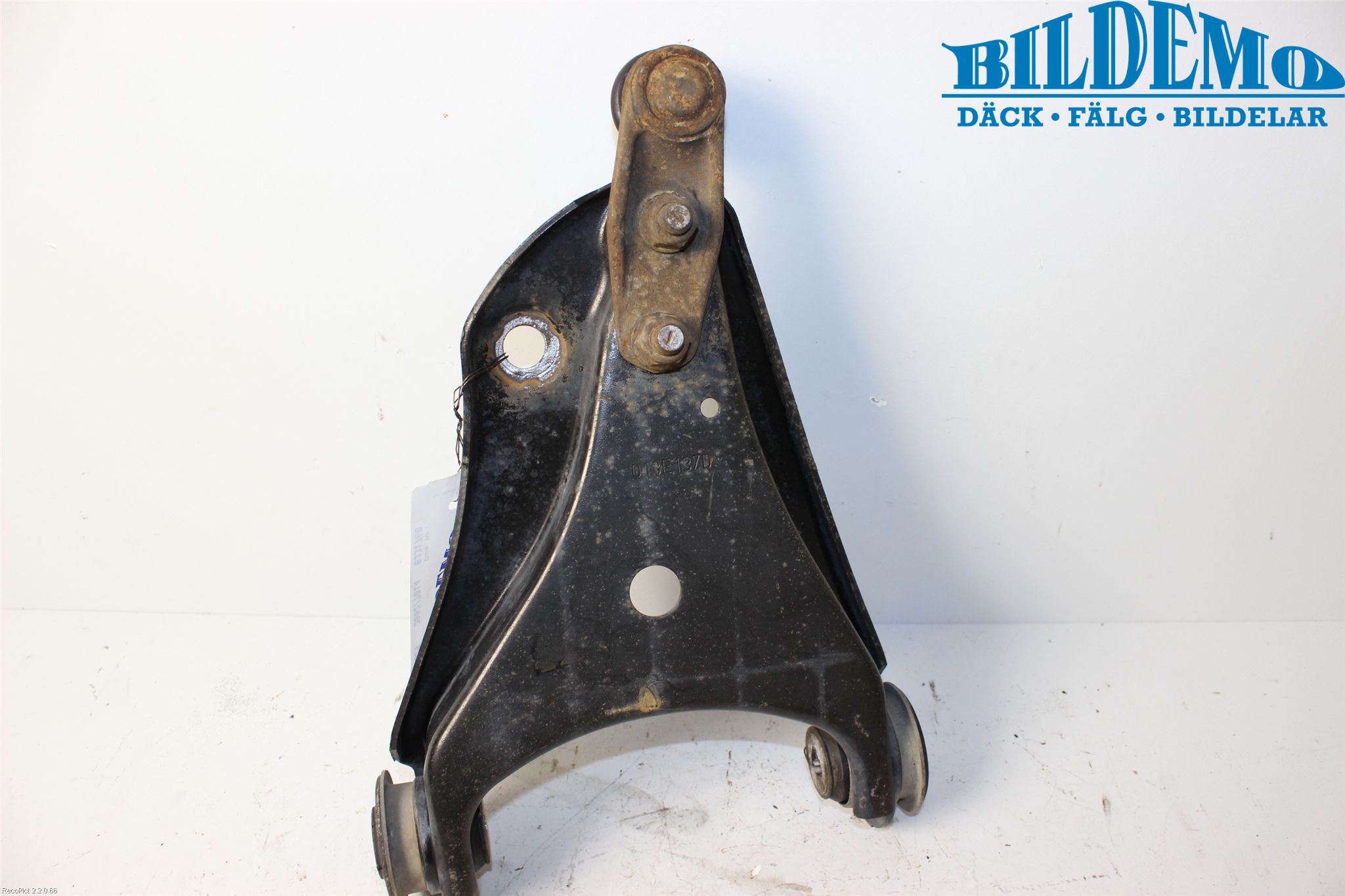 Renault KANGOO I 03-08 Bärarm Fram Undre Hö