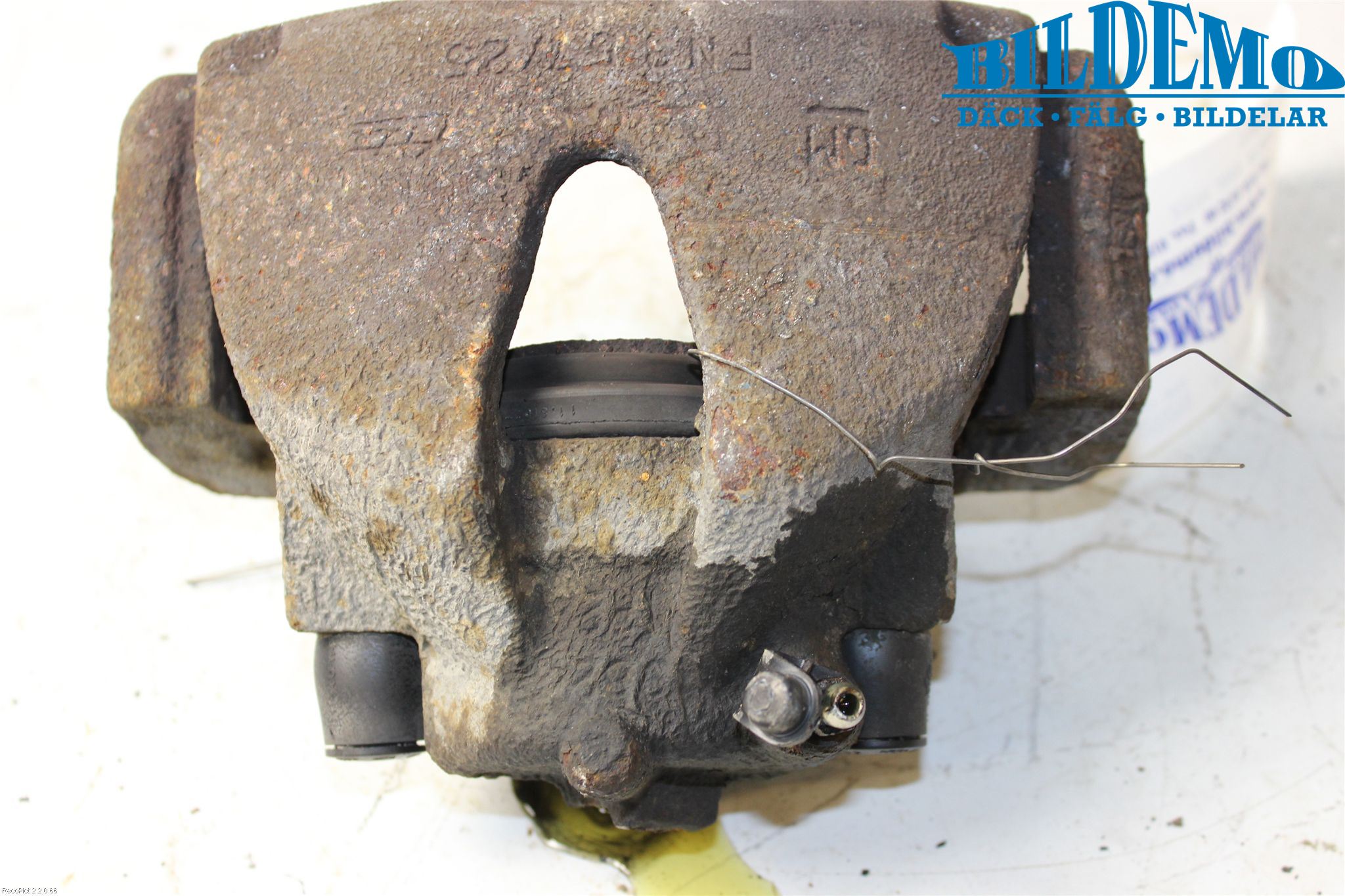 Saab 9-3 VER 1 98-03 Bromsok Fram Höger