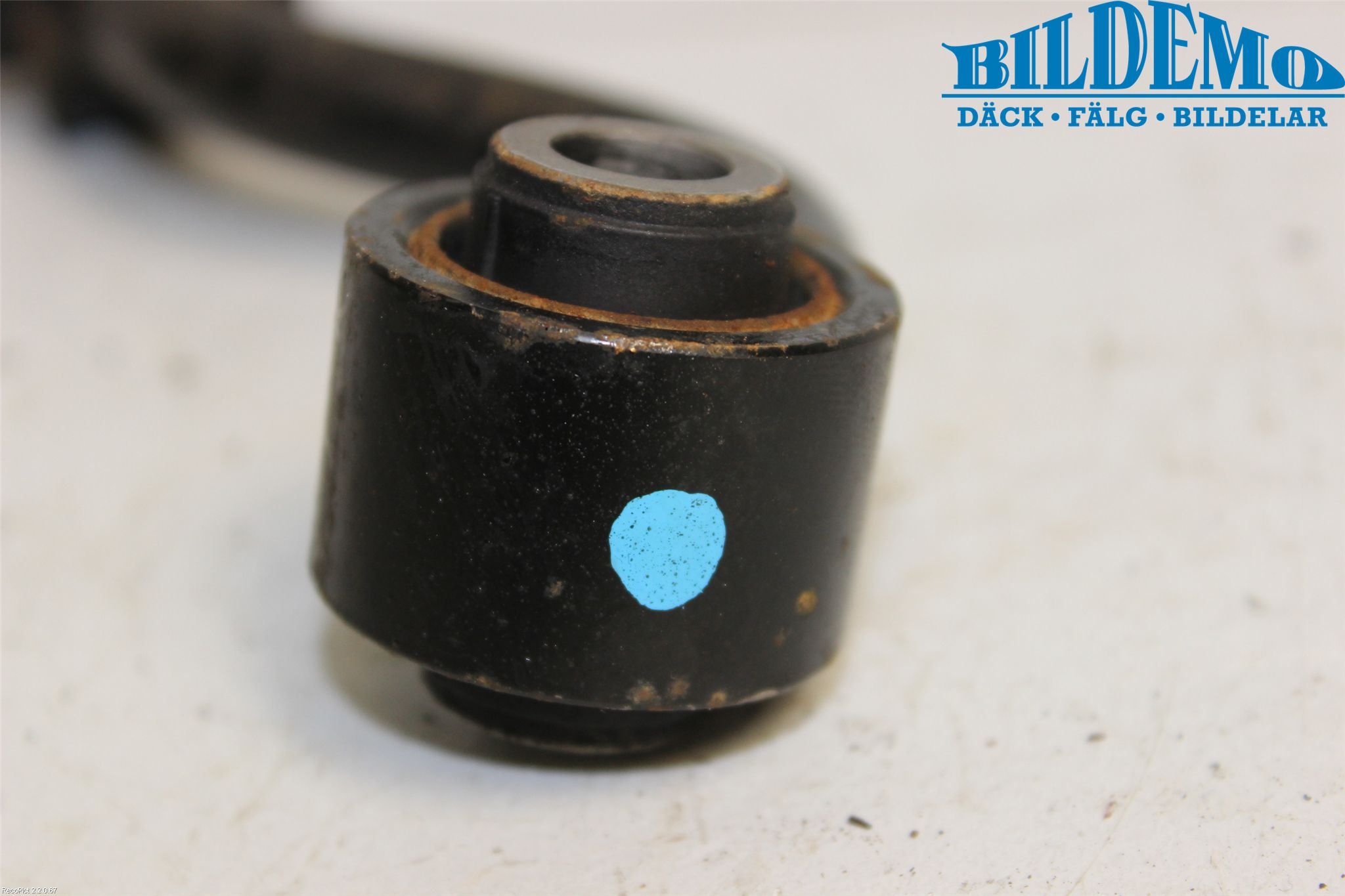 Nissan JUKE 10-14 Momentstag Bak