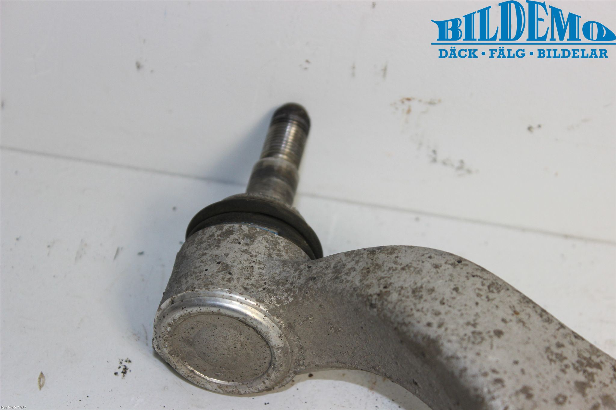 BMW 5 E60/61 Sed/Tou 02-10 Bärarm Fram Undre Hö