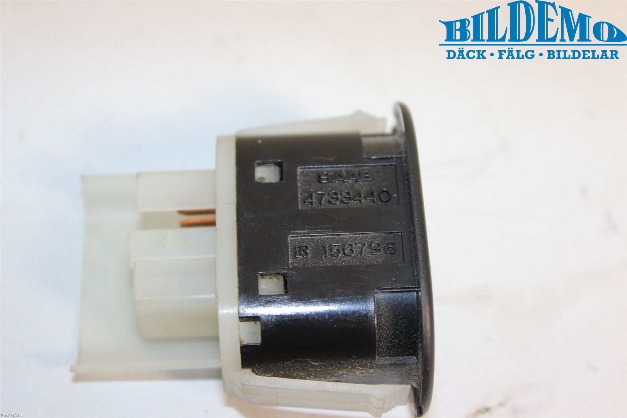 Saab 9-5     06-10 Strömställare Baklucka