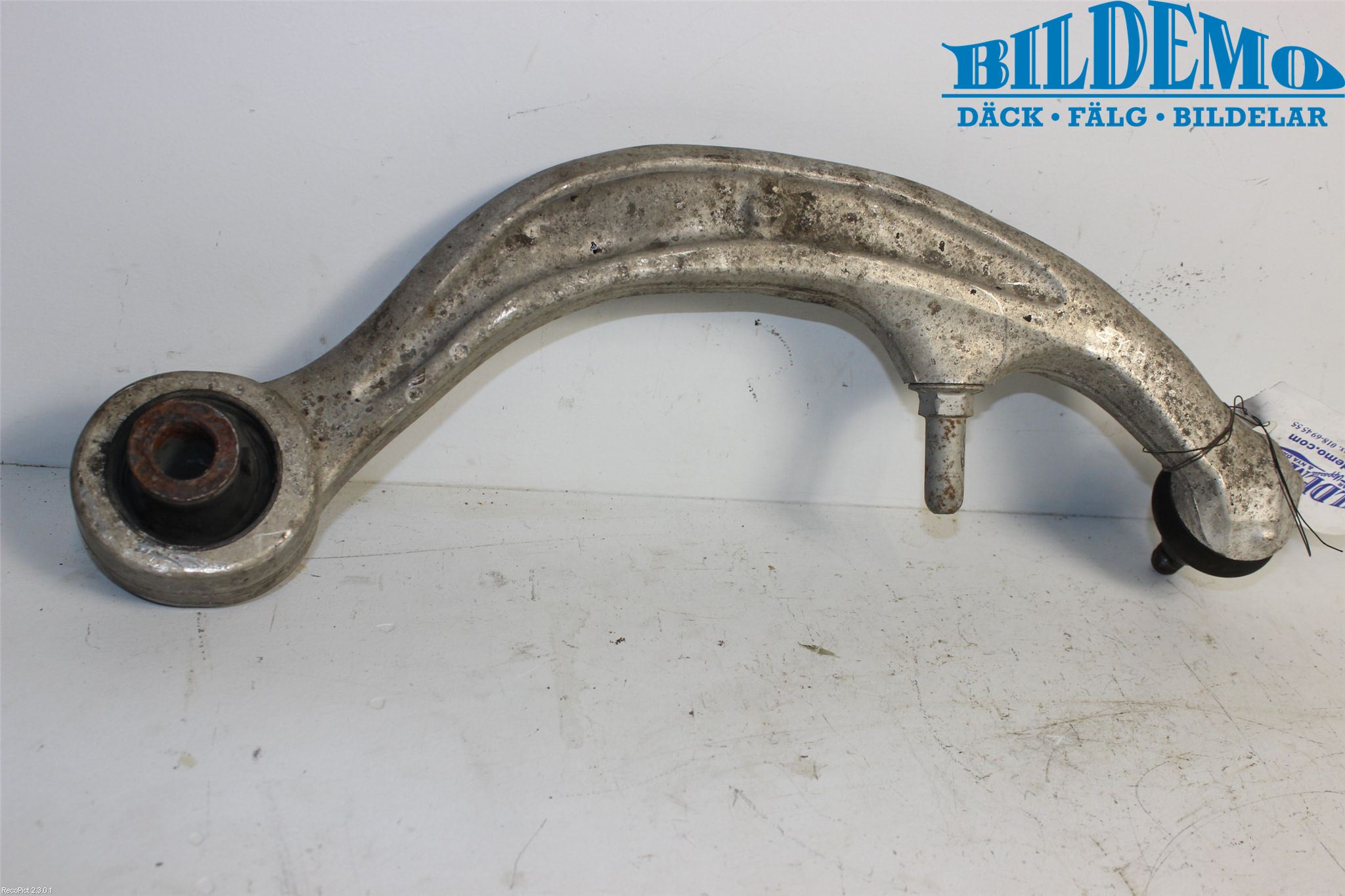 Nissan 350Z Bärarm Fram Undre Hö