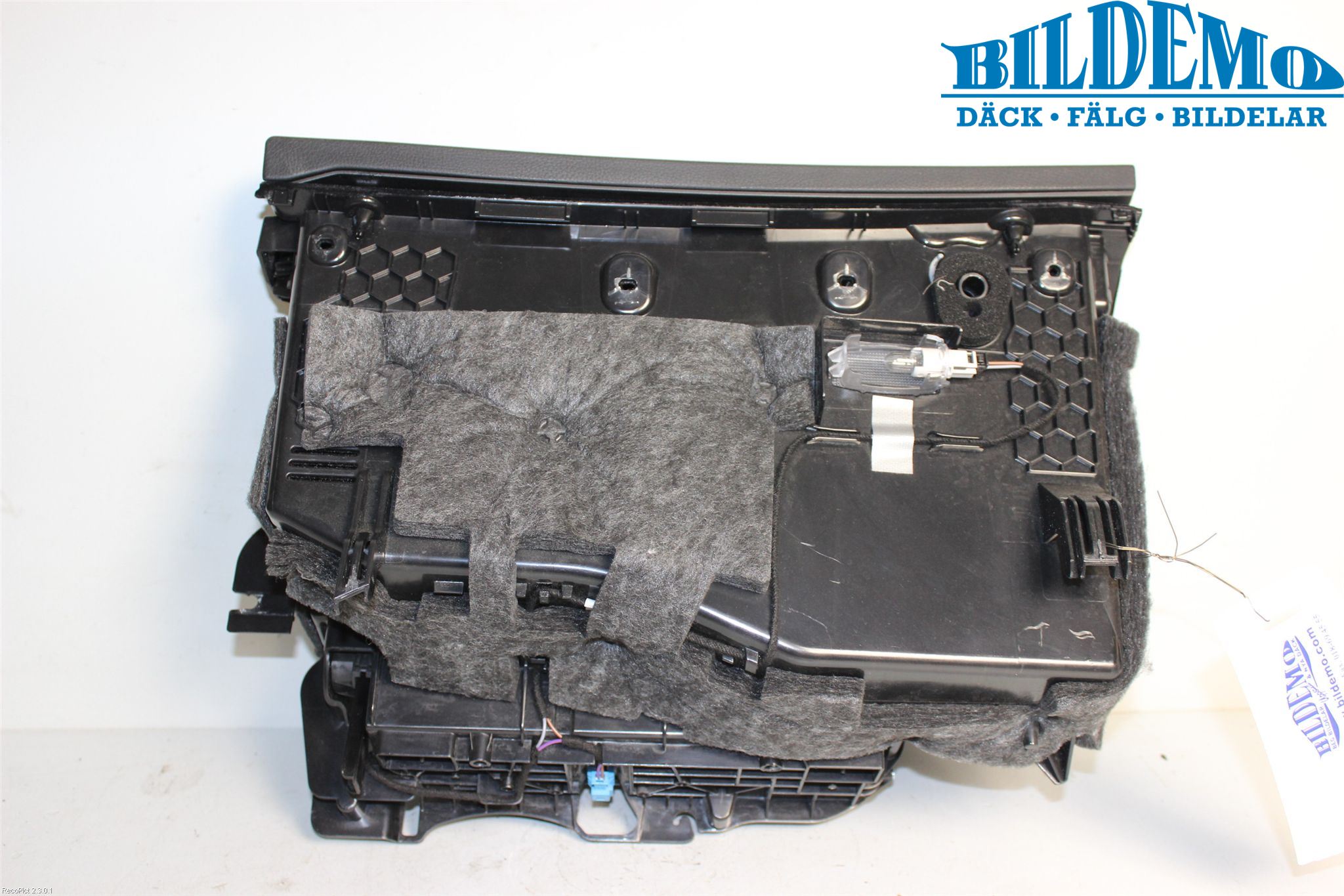 Mercedes-Benz MB C-KLASS (W204) 07-15 Handskfack