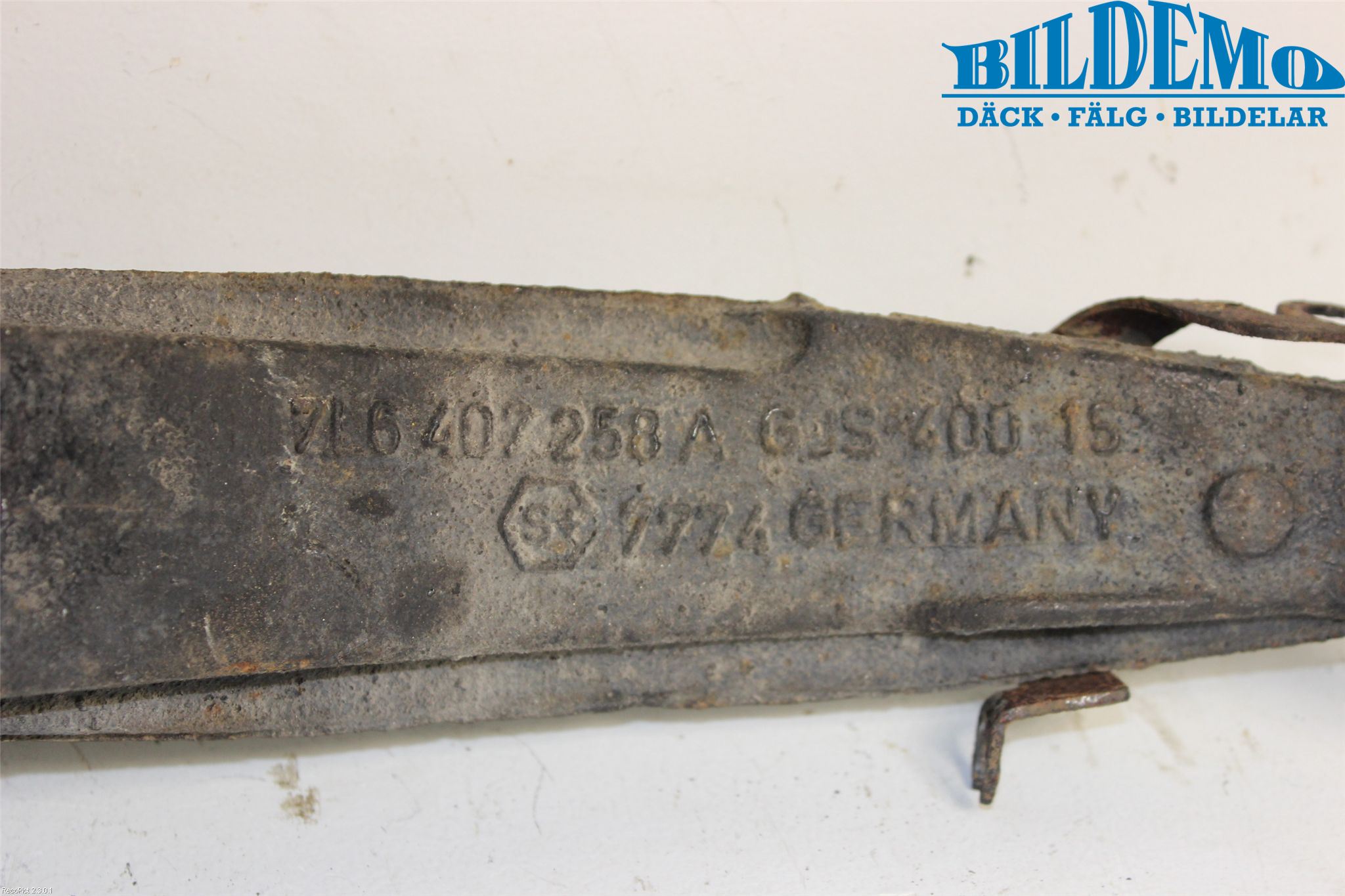 Volkswagen VW TOUAREG 7L 03-10 Styrspindel Lagerhus Hö